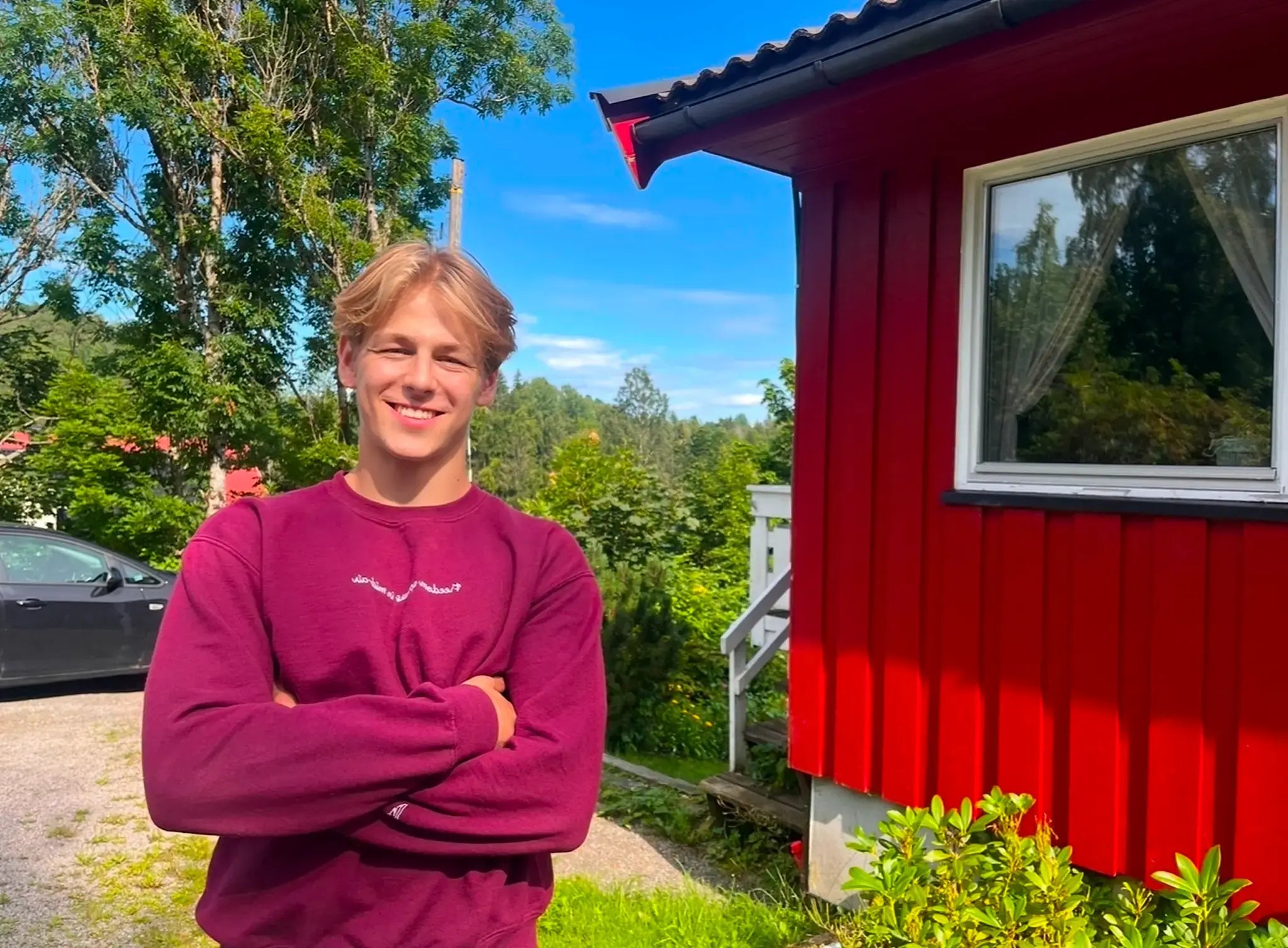 Trampoline athlete Sebastian Fuglestad smiling. 