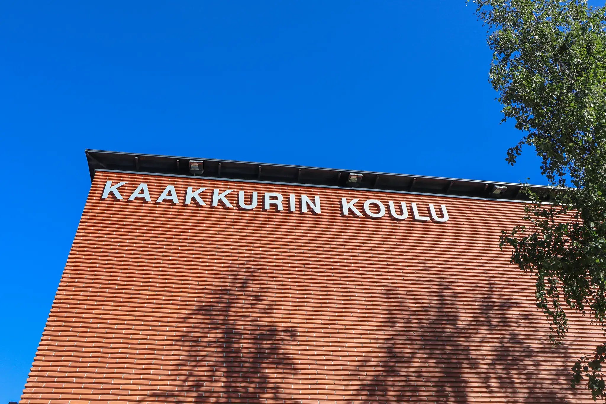 Kaakkuri School building in Oulu, Finland.